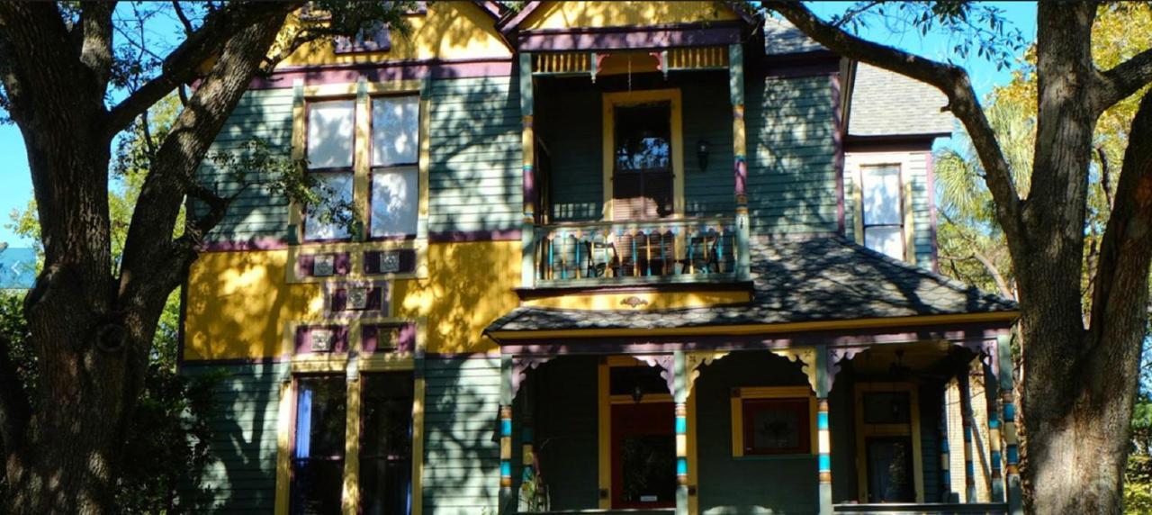 The Mardi Gras House Bed & Breakfast Mobile Dış mekan fotoğraf
