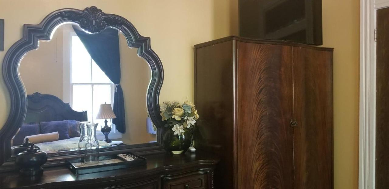 The Mardi Gras House Bed & Breakfast Mobile Dış mekan fotoğraf